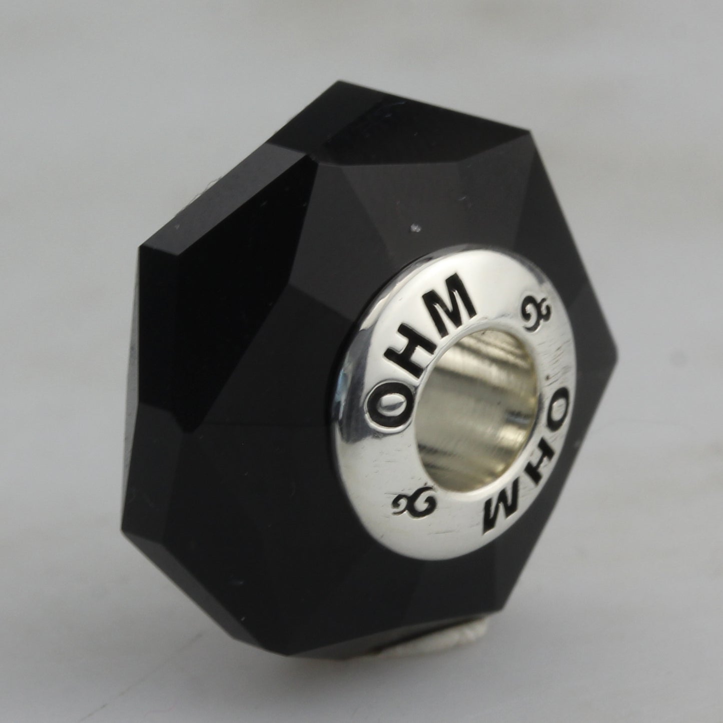 RAINBOW SHIELD (Obsidian Rainbow)