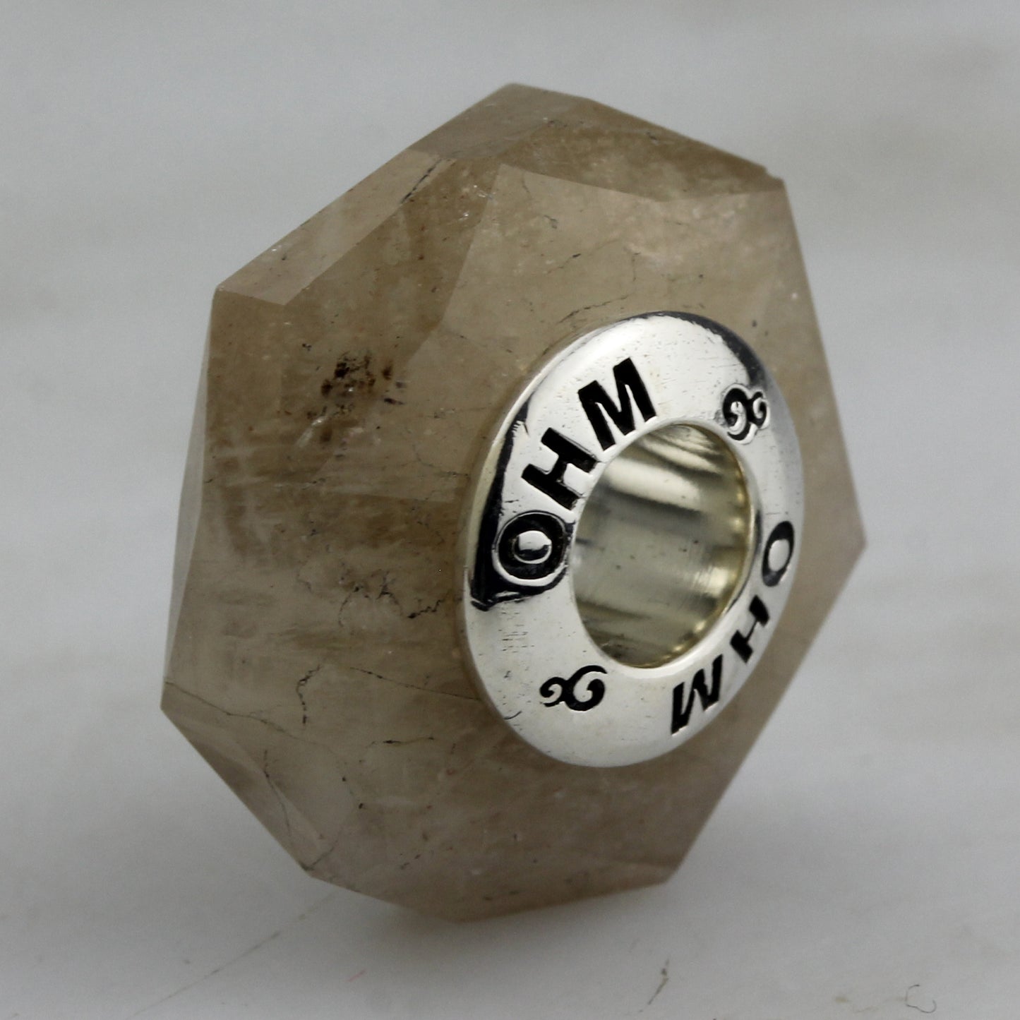 EARTHEN FOCUS (Brown Rainbow Moonstone)