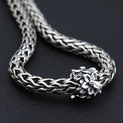 Daffodil’s Awakening