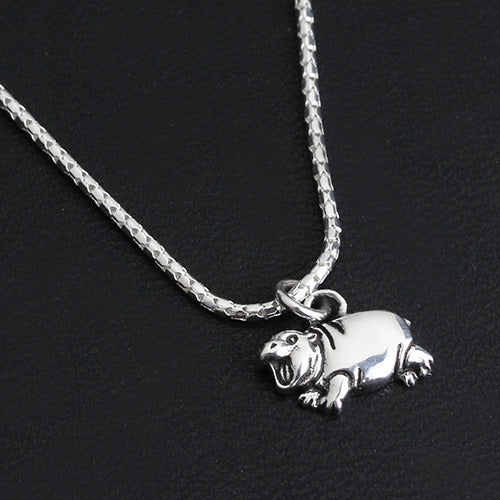 Moo-ving and Grooving (Necklace 45cm. / 17.7 inches)